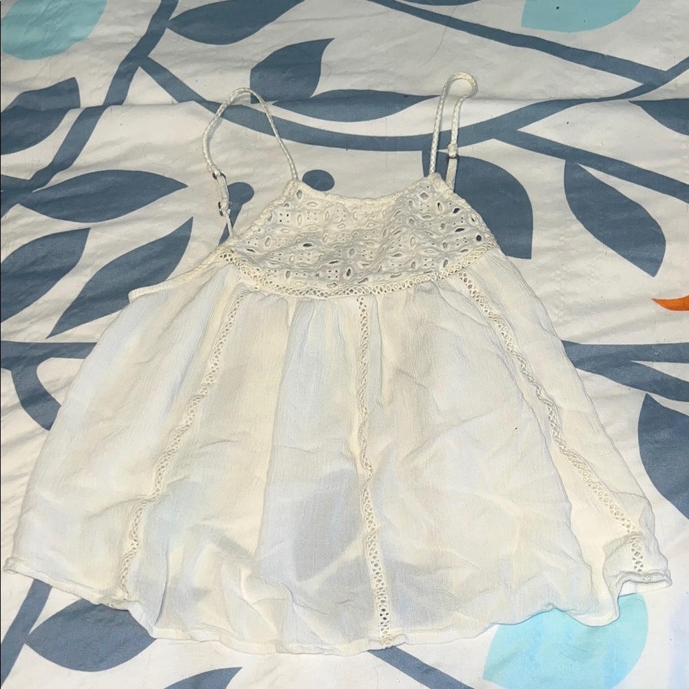 Lace High to Low Tank Top